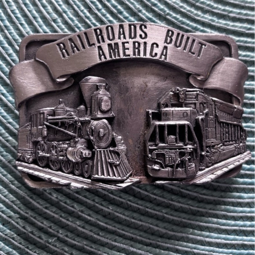 Siskiyou Pewter BELT BUCKLE Railroads Built America Trains P-29 3" Vintage 1984